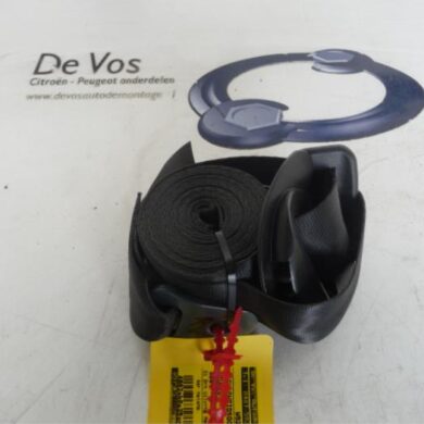 Peugeot 308 1.6 VTI 16V Front seatbelt, right 2010 8975K5