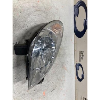 Citroen Picasso 1.8 16V Headlight, right 2005 620637