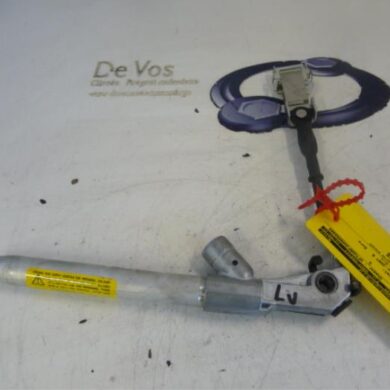 Citroen C4 Picasso 2.0 16V Autom. Gordelspanner links 2007 8974XZ