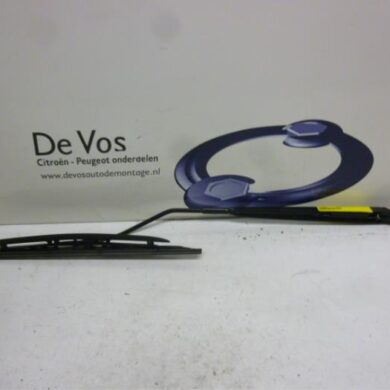 Citroen C2 1.1 Front wiper arm 2004 6429W6