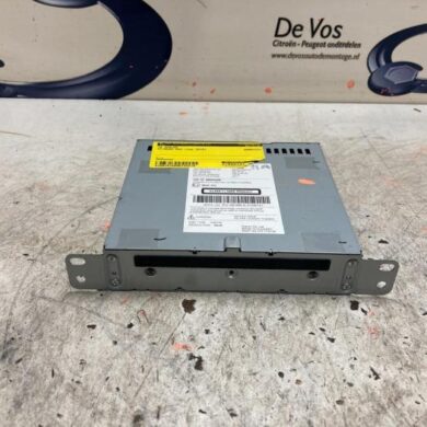 Citroen DS4  CD Speler 2015 1613502180-1629119380-9805593680