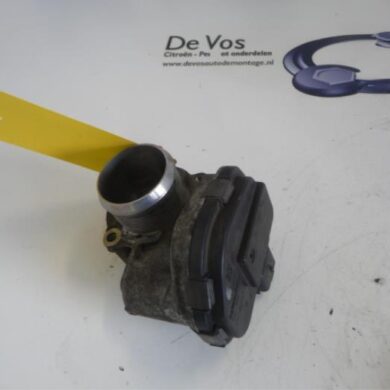 Citroen C4  Gasklephuis 9HP9H06 2011 0345G4