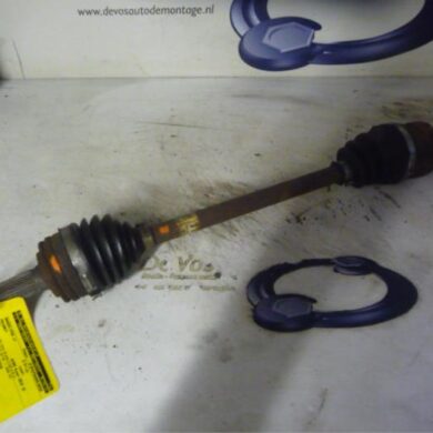 Peugeot 107 1.0 12V Aandrijfas links-voor CFB 2010 3272JY 20TT05