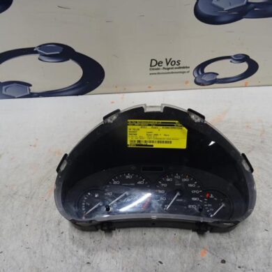 Peugeot Partner 1.9D Odometer KM 2003 6104TX