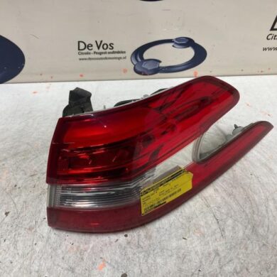 Peugeot 308 1.6 BlueHDi 120 Taillight, right 2015 9678093880