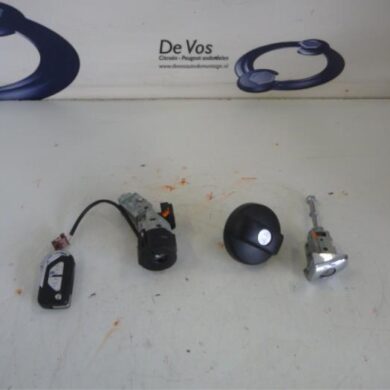 Citroen DS3  Slotenset Cilinder (compleet) 2016 9806016180