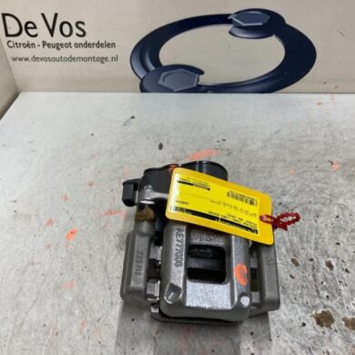 Peugeot 308 1.2 12V PureTech 110 Remklauw (Tang) links-achter HNP 2022 1608998880-1651758180