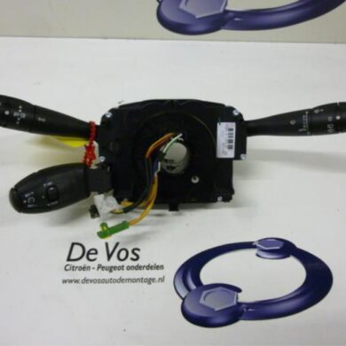 Peugeot 207 1.6 HDi 16V Steering column stalk 2008 624251