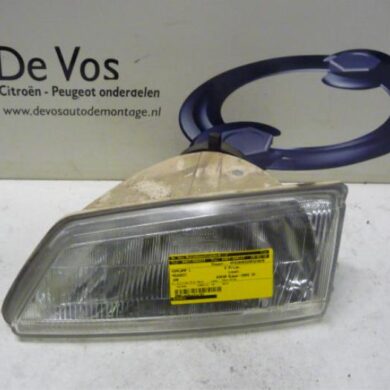 Peugeot 106 1.1 i XN,XR,XT Headlight, left 1993 6204C2