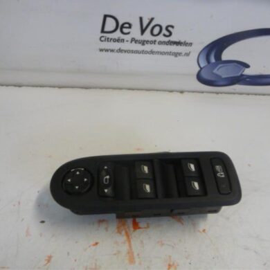 Peugeot 308  Multi-functional window switch 2011 649026