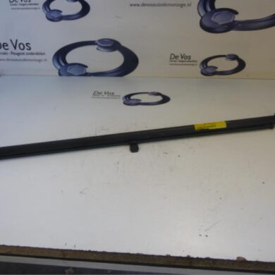 Peugeot 308  Luggage compartment cover 2010 8794YT