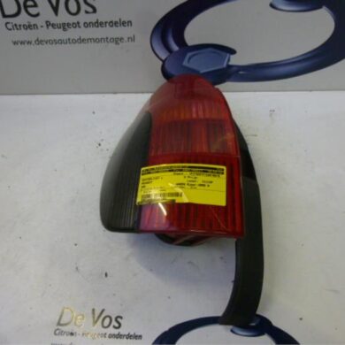 Peugeot 306 1.4 XN,XR Achterlicht links 2000 6350J3