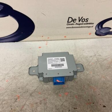 Peugeot 3008 1.6 16V HYbrid 225 Computer, miscellaneous 5G06 2021 1675665780-1675884880-9818608380