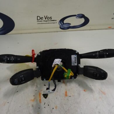 Peugeot 207  Steering column stalk 2007 624252