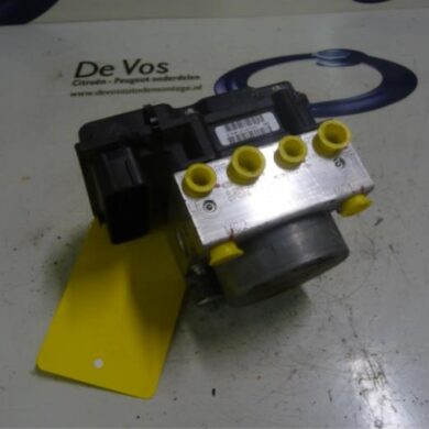 Peugeot Bipper 1.4 HDi ABS Pomp 8HS 2010 4541EG-4541VW