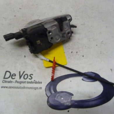 Peugeot 5008 2.0 HDiF 16V Rear door mechanism 4-door, right 2010 9138AC
