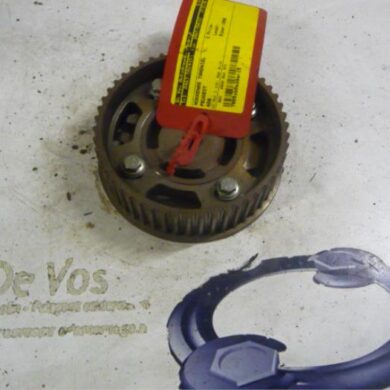 Peugeot 406  Camshaft sprocket 1998