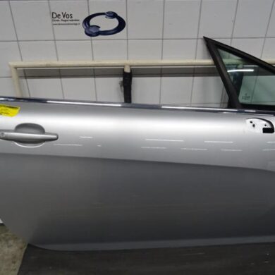 Peugeot 308  Door 2-door, right 2010 9004AP