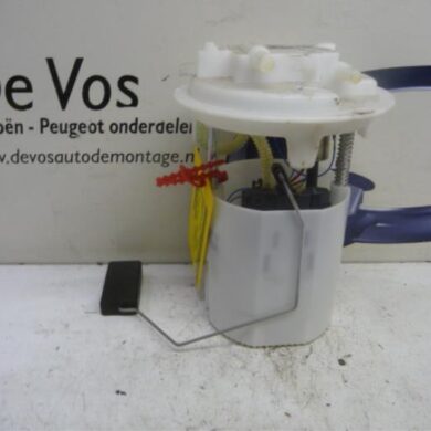 Peugeot 207 1.6 16V VTi Electric fuel pump 5FS 2010 1525QA