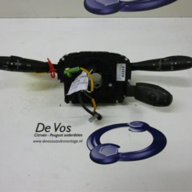 Peugeot 207 1.6 HDi 16V Steering column stalk 2007 624252