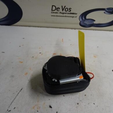 Peugeot Partner 1.6 HDI 75 Front seatbelt, left 2012 8972GL