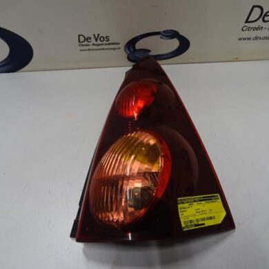 Peugeot 107 1.0 12V Achterlicht rechts 2012 1607990380