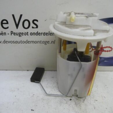 Peugeot 207 1.6 16V Electric fuel pump NFU 2007 1525PY-1525GY