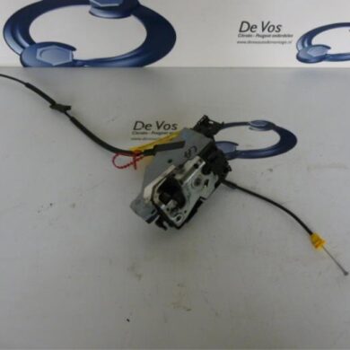 Peugeot 207 1.4 16V Vti Rear door lock mechanism 4-door, left 2010 9137G0