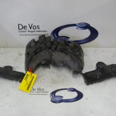 Peugeot 207 1.4 16V Vti Rear bumper frame 2008 7416F7