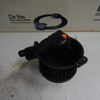 Peugeot Partner 1.6 HDI 75 Heizung Belüftungsmotor 2012 6441R4