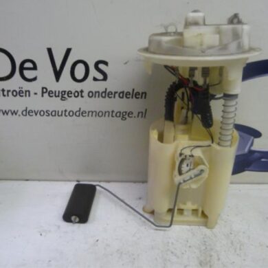 Peugeot 206 1.1 XN,XR Kraftstoffpumpe Elektrisch HFZ 2000 1525H8