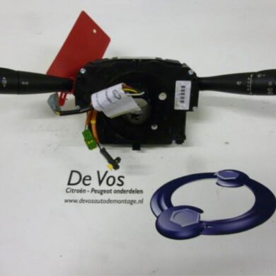 Peugeot 207 1.6 HDi 16V Steering column stalk 2006 624262