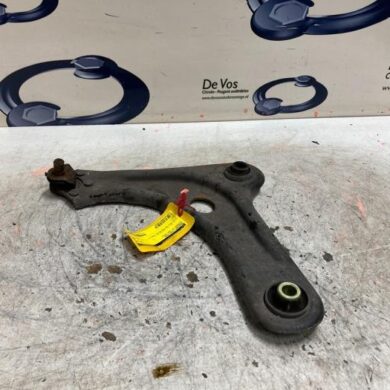 Citroen C3 1.2 Vti 12V PureTech Front wishbone, left 2018 9670772080