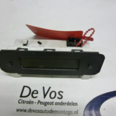 Peugeot 206 1.6 16V Interior display NFU 2004 659300-659301-6563P2
