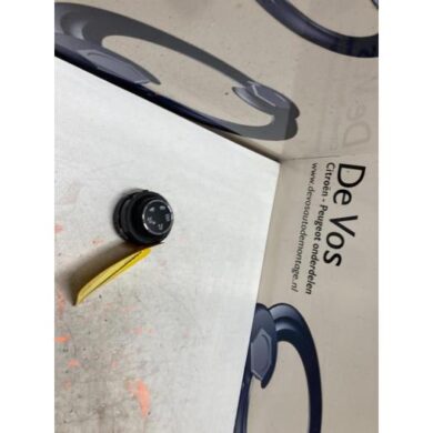 Peugeot Expert 2.0 Blue HDi 120 16V ESP Schakelaar 2018 96784282ZD