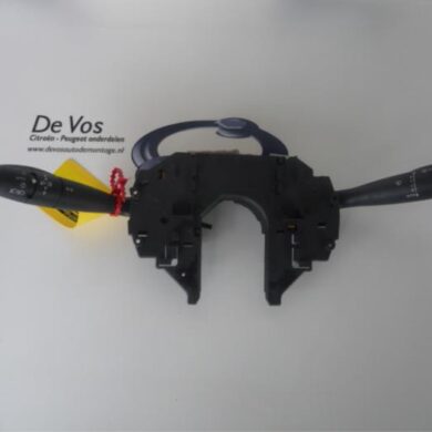 Citroen C5 2.0 16V Steering column stalk 2009 624383