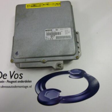 Citroen Xantia 1.8i X,SX Engine management computer LFZ 1995 19298H