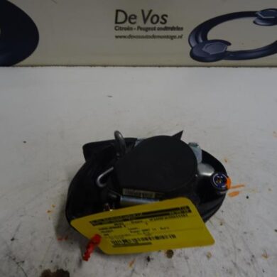 Peugeot 308  Gordelspanner rechts 2007 8975J7