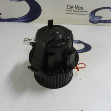 Citroen C3 1.2 VTi 82 12V Heating and ventilation fan motor 2013 6441CS