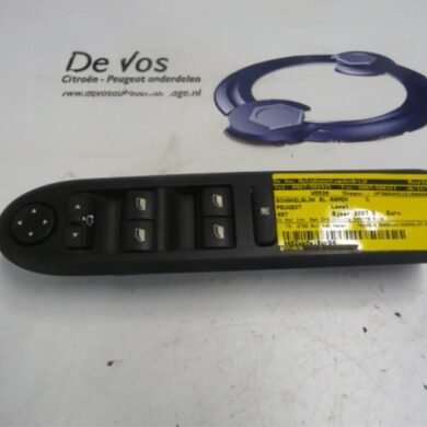 Peugeot 407  Multi-functional window switch 2007 6554ER