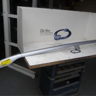 Peugeot 4007 2.2 HDiF 16V Roof rail, left 2007 8361F4