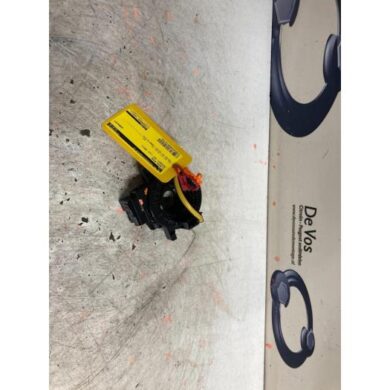 Peugeot 107 1.0 12V Horn ring 2011 4112HX