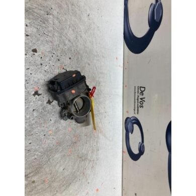 Citroen C5 1.8 16V Throttle body 6FZ 2004 1635W8