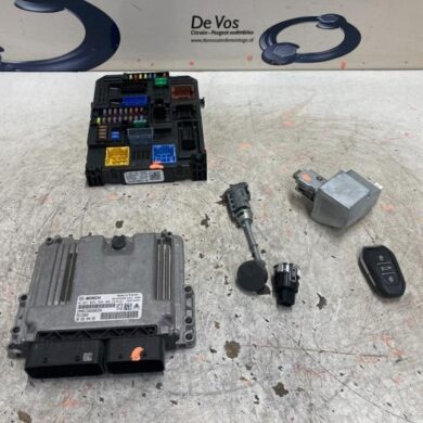 Citroen C5 Aircross 1.5 Blue HDi 130 16V Computer Motormanagement YHZ 2019 1637322680-1677632680-9832694480