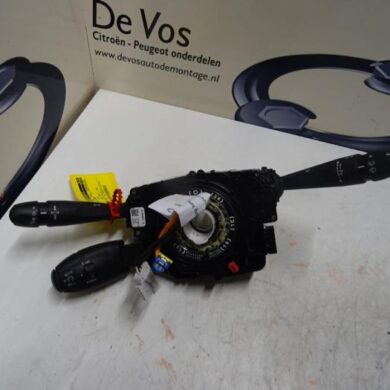 Peugeot 208  Steering column stalk 2013 98081767ZD-98030390ZD