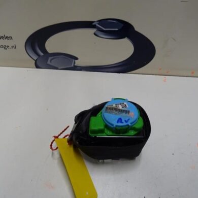 Citroen C4 Picasso  Gordelspanner rechts 2009 8974XG