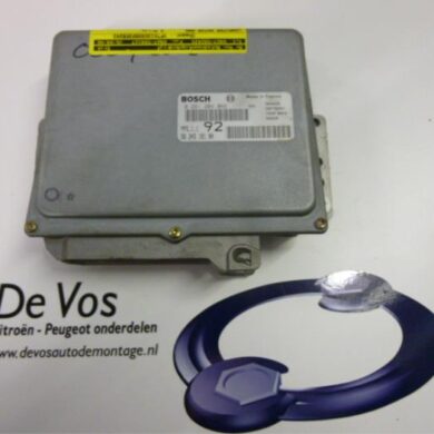 Citroen Xantia 2.0i 16V Engine management computer RFV 1996 1929PG