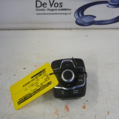 Peugeot 508  Navigation control panel 2011 98023785ZD-6593U1