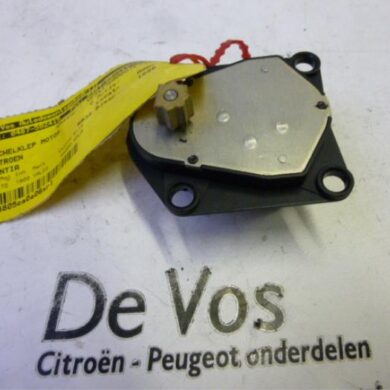 Citroen Xantia  Heater valve motor 1998 6447F6
