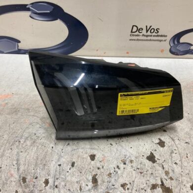 Peugeot 5008  Achterlicht links 2021 9836231880